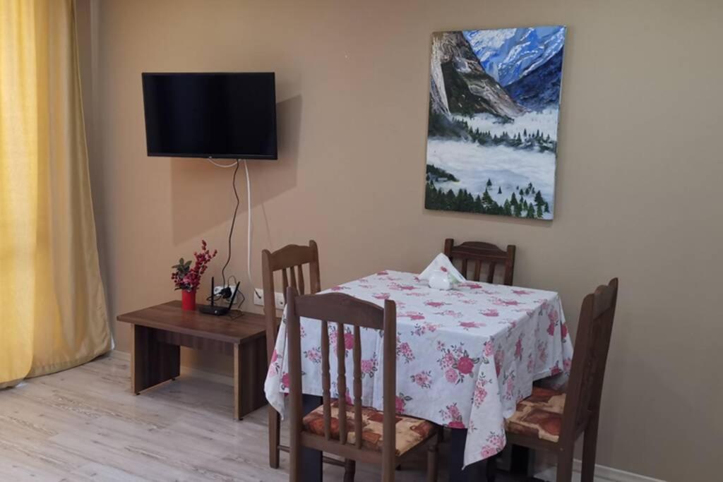 Apartmán Апартамент У Моря В К-С Paradiso В Г. Несебър Exteriér fotografie