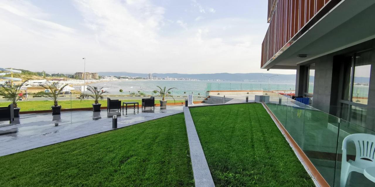 Apartmán Апартамент У Моря В К-С Paradiso В Г. Несебър Exteriér fotografie