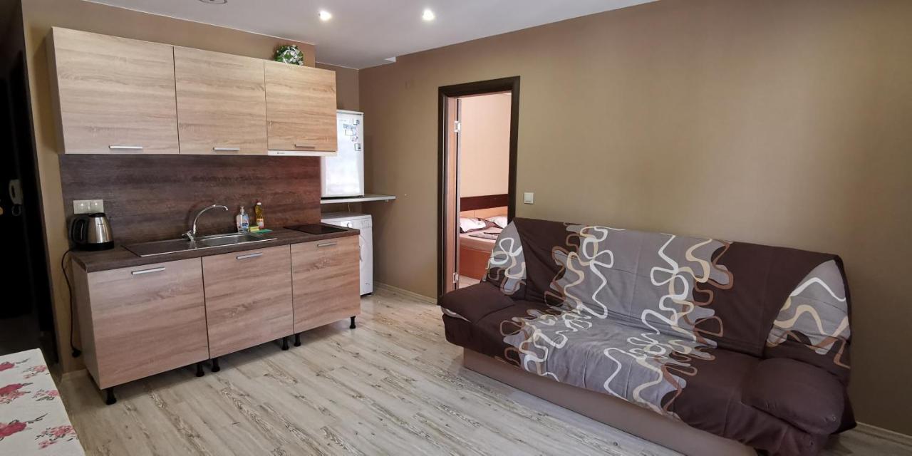 Apartmán Апартамент У Моря В К-С Paradiso В Г. Несебър Exteriér fotografie